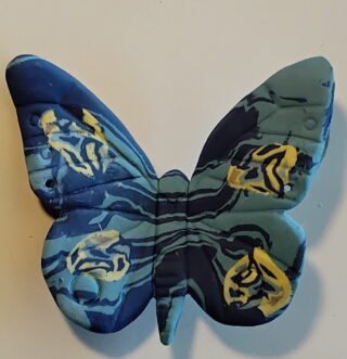 Figurine porcelaine papillon bleu inclusion de couleurs – Image 3