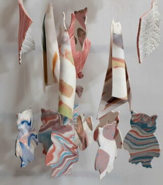 Mobile Carillon porcelaine chouettes multicolores – Image 3