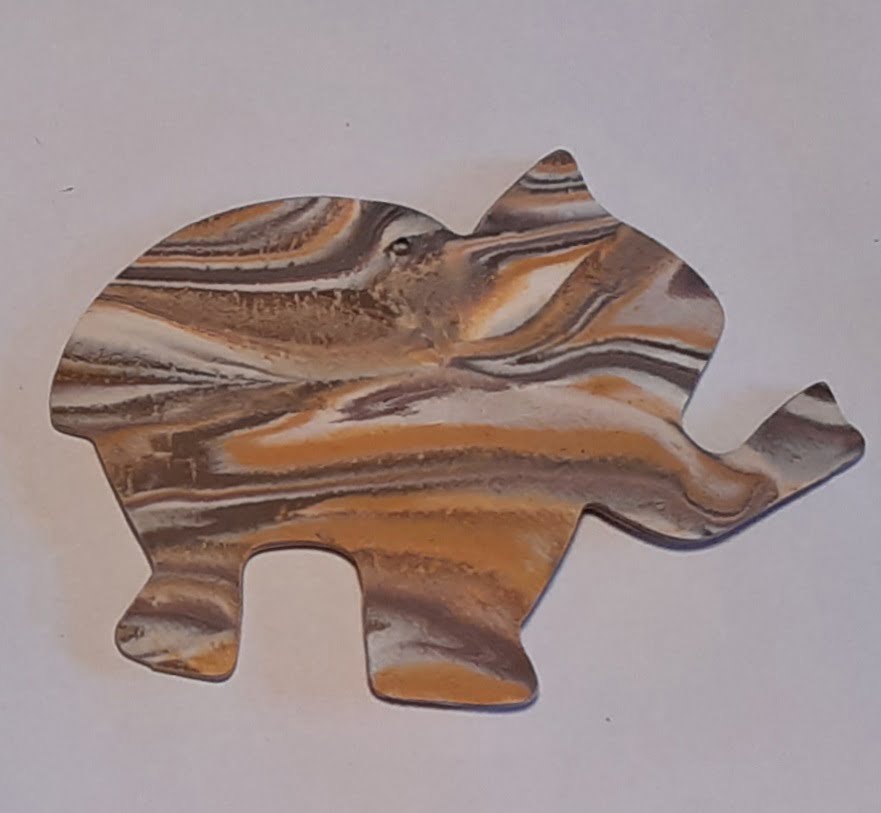 éléphant marron caramel figurine porcelaine Figurine porcelaine éléphant, marron, caramel, noir – Image 1