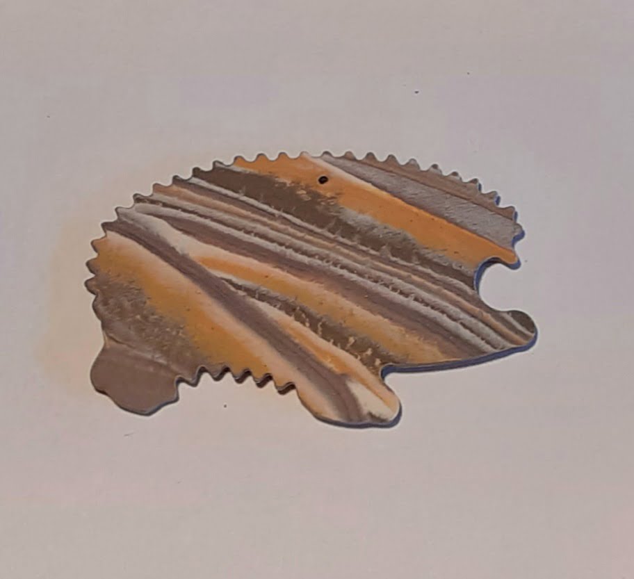 hérisson marron caramel figurine porcelaine Figurine porcelaine hérisson, marron, caramel, noir – Image 1