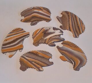 Figurine porcelaine hérisson, marron, caramel, noir – Image 2