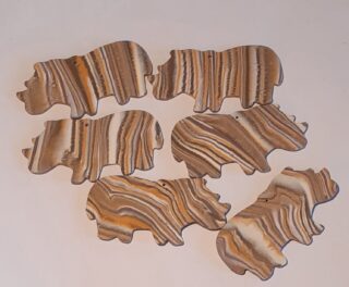 Figurine porcelaine rhinocéros, marron, caramel, noir – Image 2
