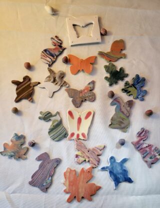 Mobile Carillon porcelaine eau;  tortues, grenouilles, escargots, lapins, papillons – Image 3