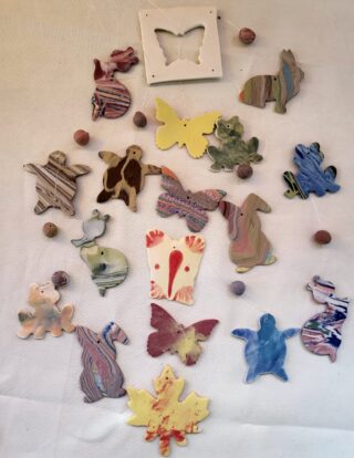 Mobile Carillon porcelaine eau;  tortues, grenouilles, escargots, lapins, papillons – Image 2
